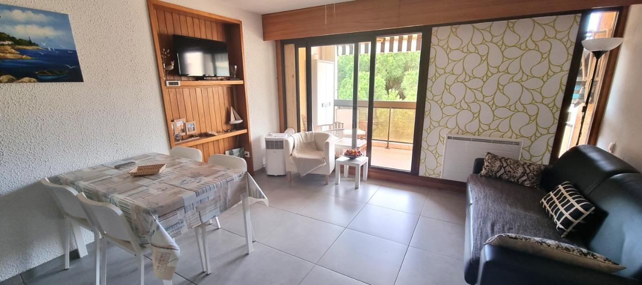 Studio "La Mer" A Bormes-Les-Mimosas Exterior photo